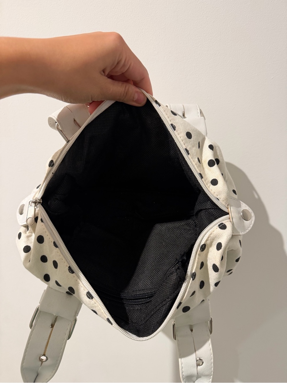 White Polka Dot Shoulder Bag with Black Dots - Picture 3 of 3
